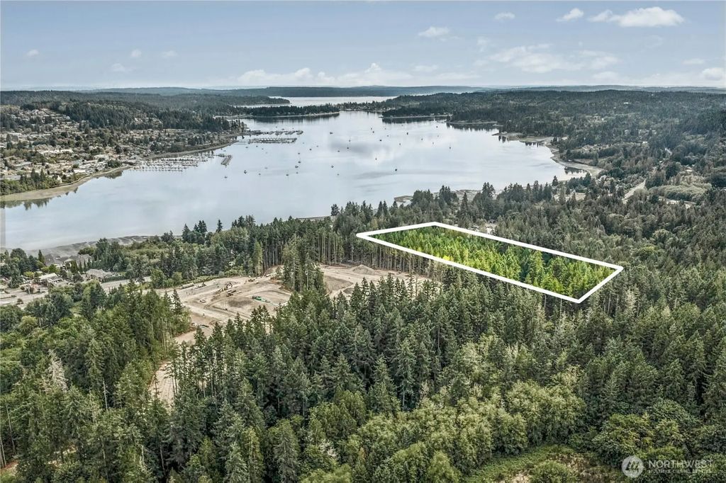 19301 Viking Avenue Nw, Poulsbo