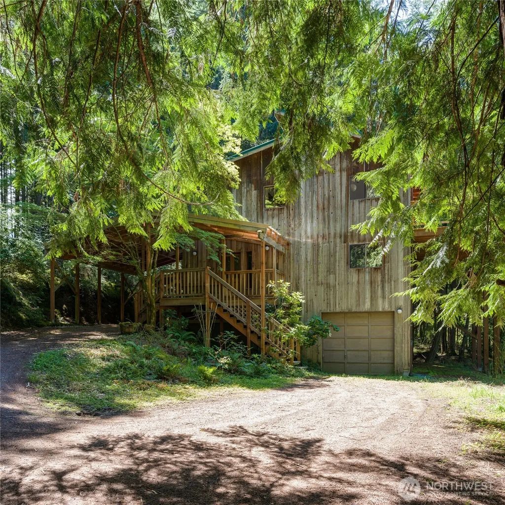 76 Lookout Loop, Orcas Island