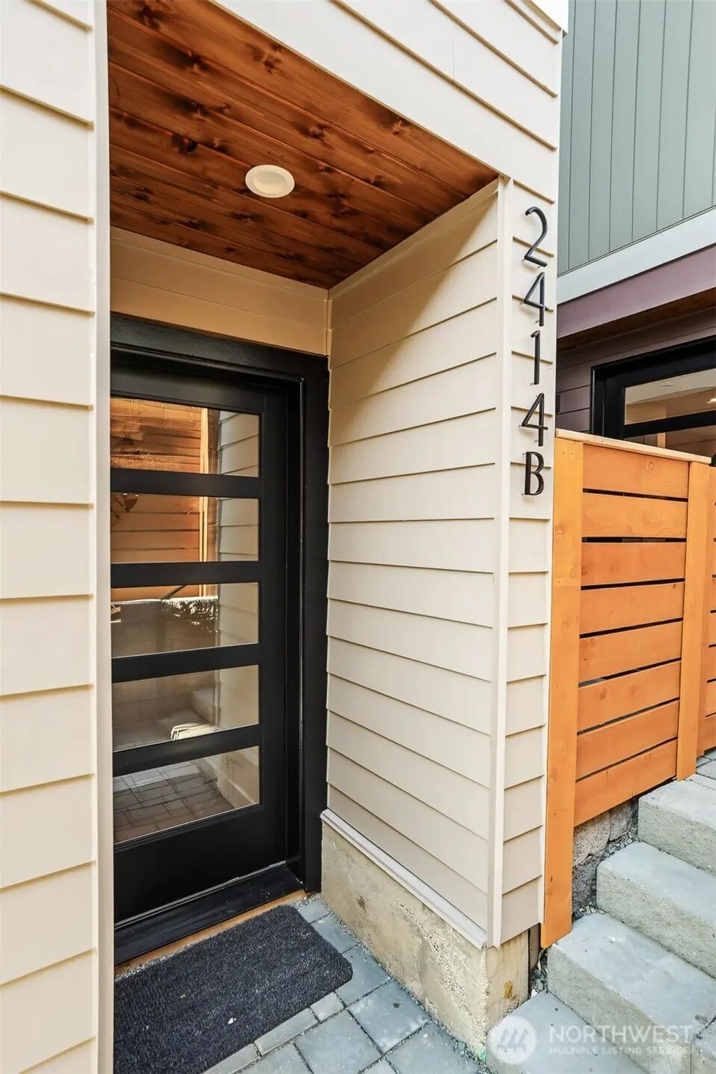 2414 Queen Anne Avenue N B, Seattle