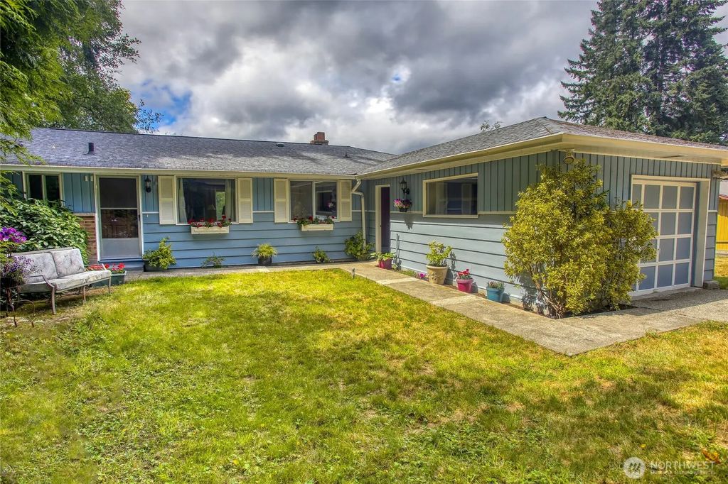 11826 Ne Manzanita Lane, Bainbridge Island