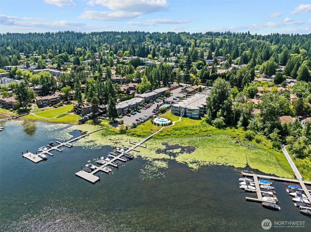 4214 W Lake Sammamish Pkwy Ne 102, Redmond