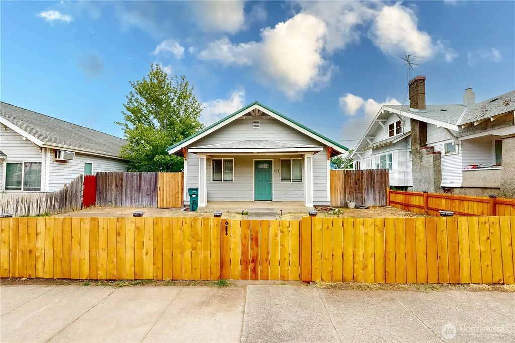 521 S Main Street, Milton-Freewater