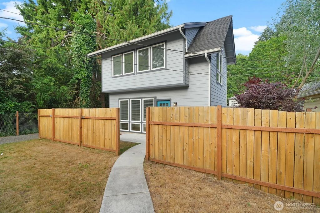 2317 Washington Street Se, Olympia