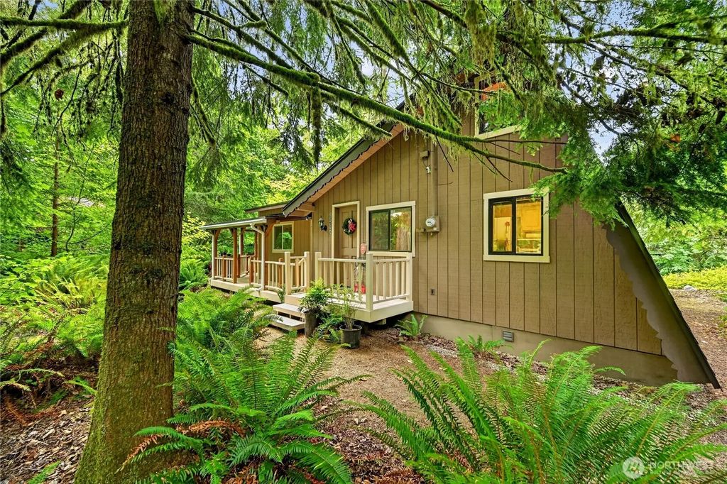 22502 N River Drive, Granite Falls