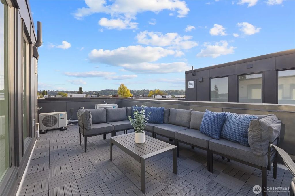 6602 Carleton Avenue S B, Seattle