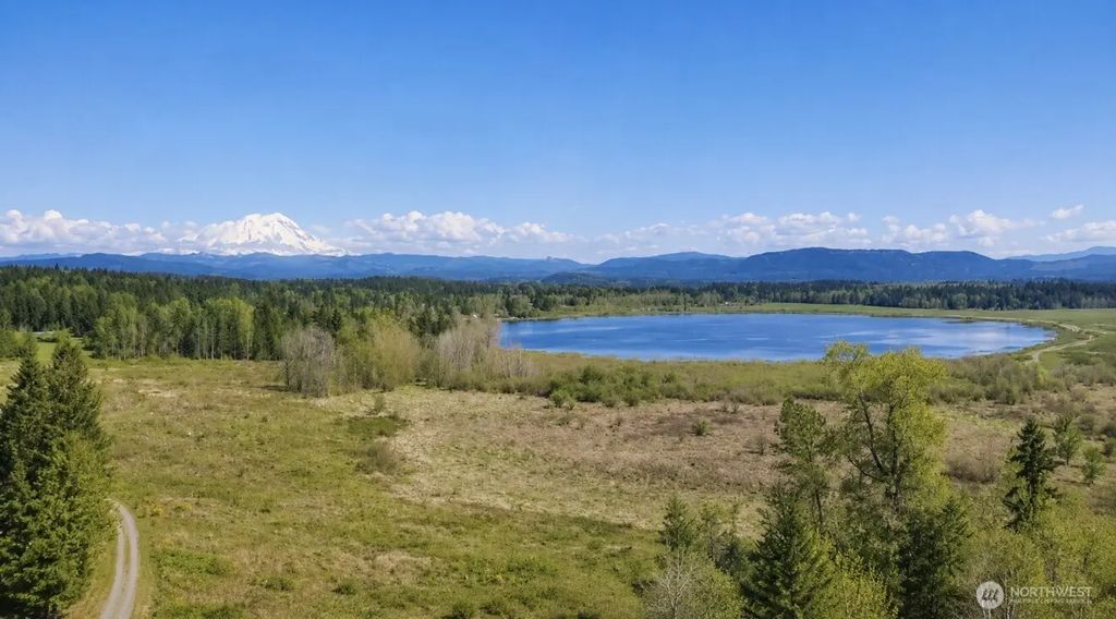 40317 Dean Kreger Road E, Eatonville