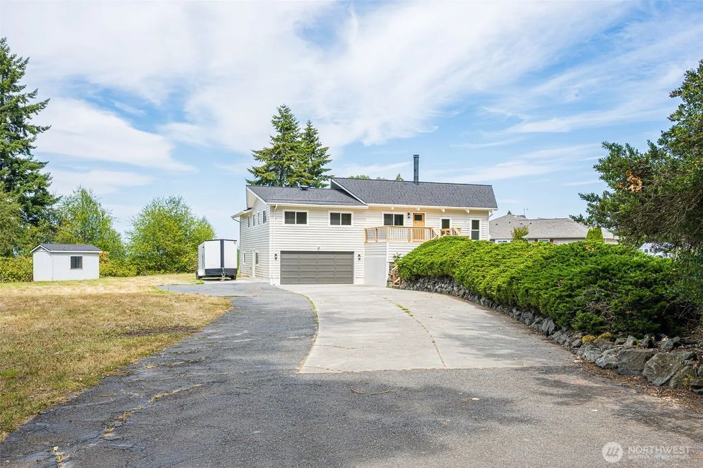 571 Spyglass Lane, Sequim