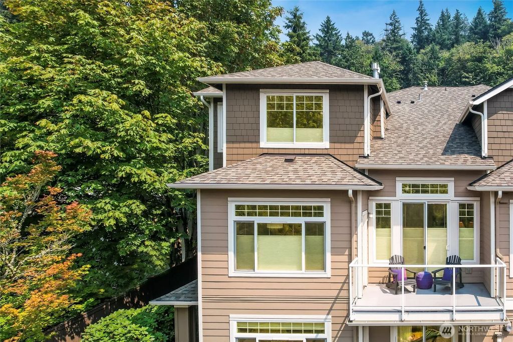 3500 E Lake Sammamish Parkway Se 2-105, Sammamish