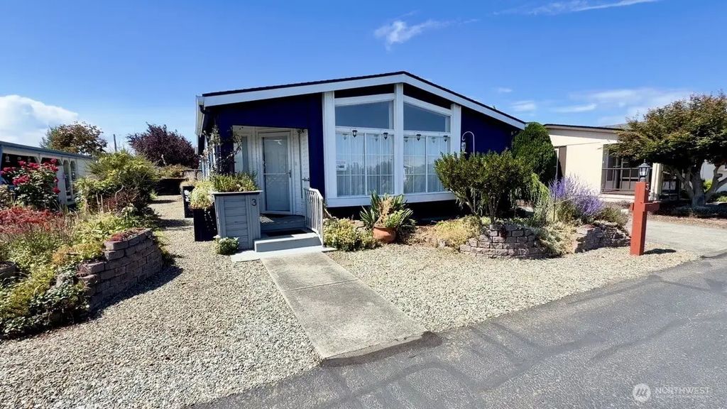 325 N 5th Avenue 3, Sequim
