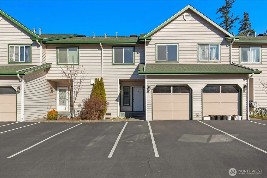 15815 Admiralty Way C4, Lynnwood