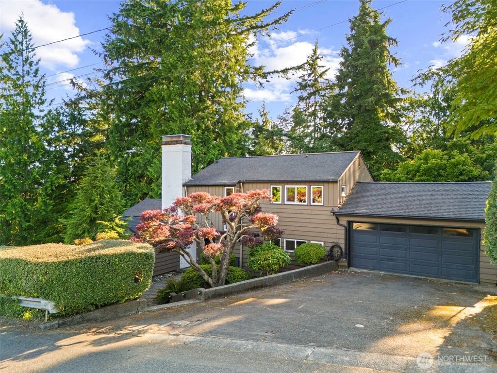 1255 Bel Aire, Aberdeen