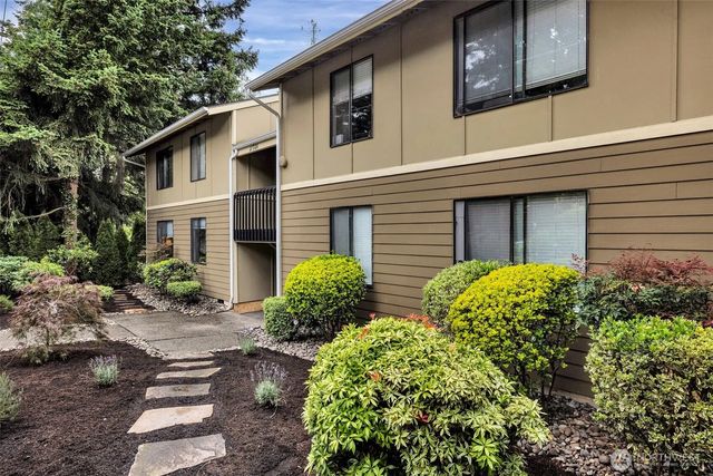 11701 100th Avenue Ne 5, Kirkland