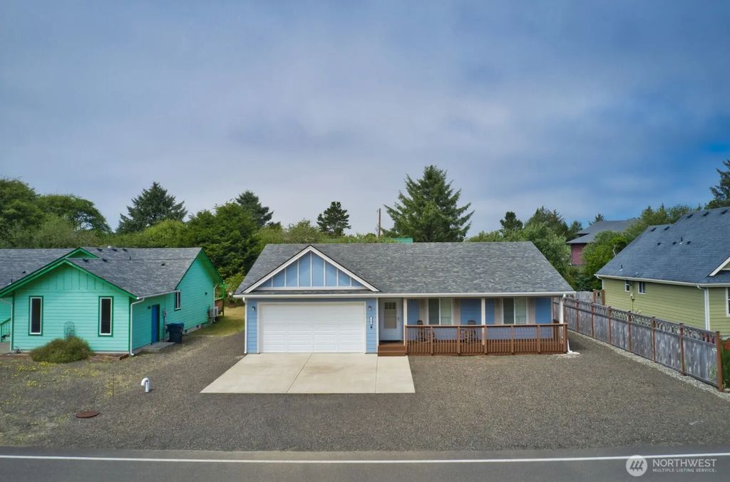 118 Pacific Boulevard Nw, Ocean Shores