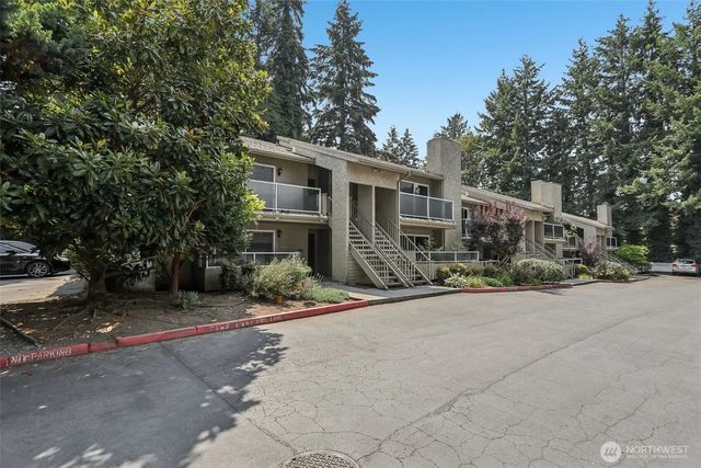 12037 100th Avenue Ne 103, Kirkland