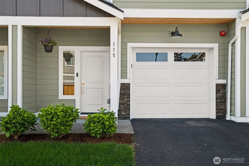 115 Sw 181st Place C11, Normandy Park