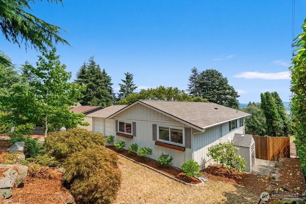 8456 6th Avenue Sw, Seattle