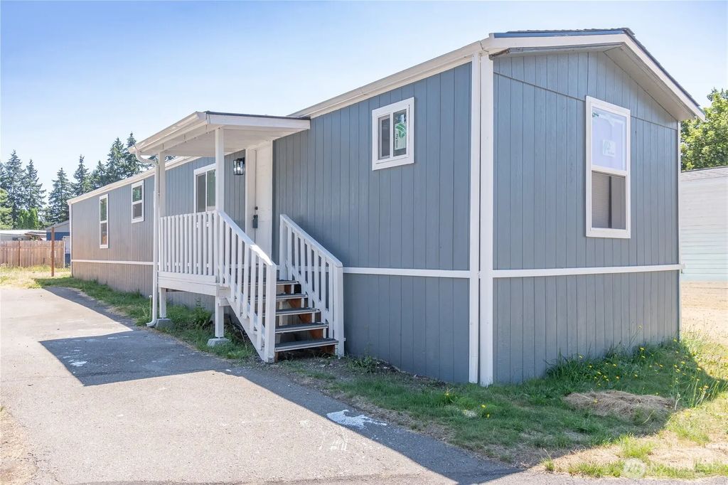 1704 210th Street Ct E 88, Spanaway