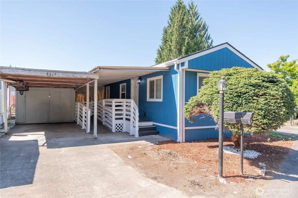5214 72nd Avenue E 20, Puyallup