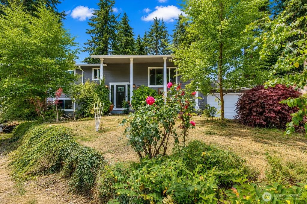 7020 E Homestead Court, Tacoma