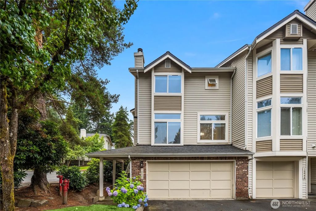 12440 Ne 7th Place, Bellevue