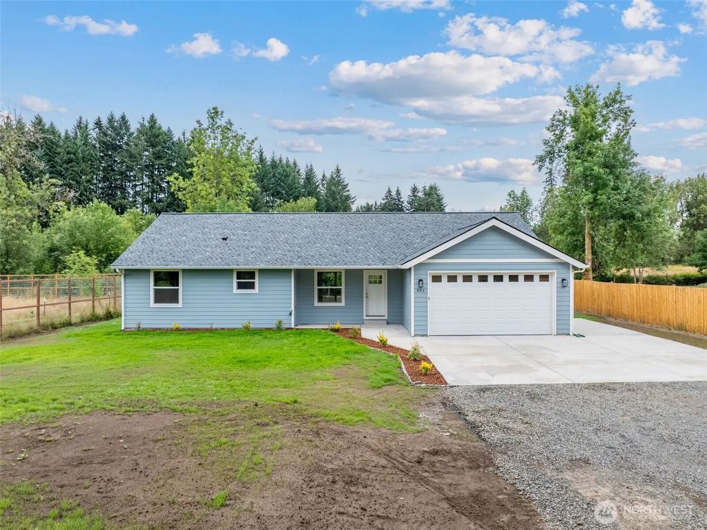 903 Byham Road, Winlock