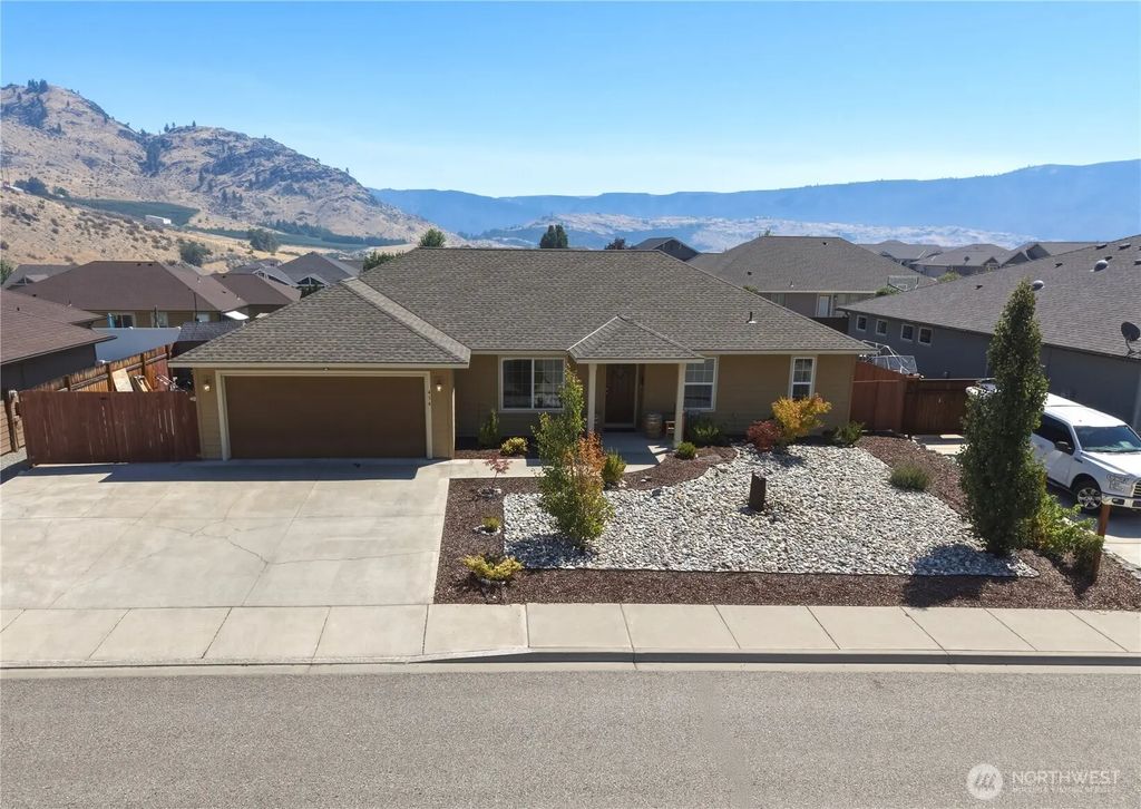 434 N Wilson Street, Chelan