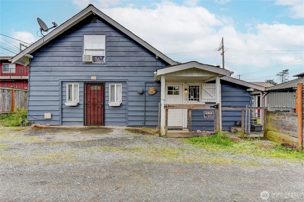 112 Cascade Avenue, Granite Falls