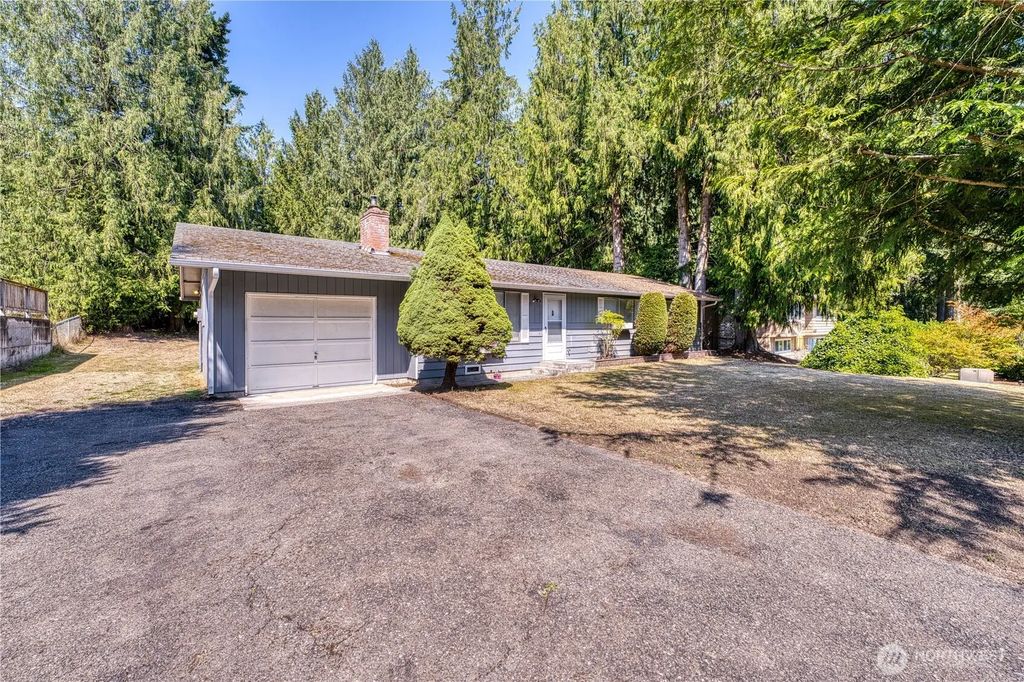 410 El Camino Drive, Sequim