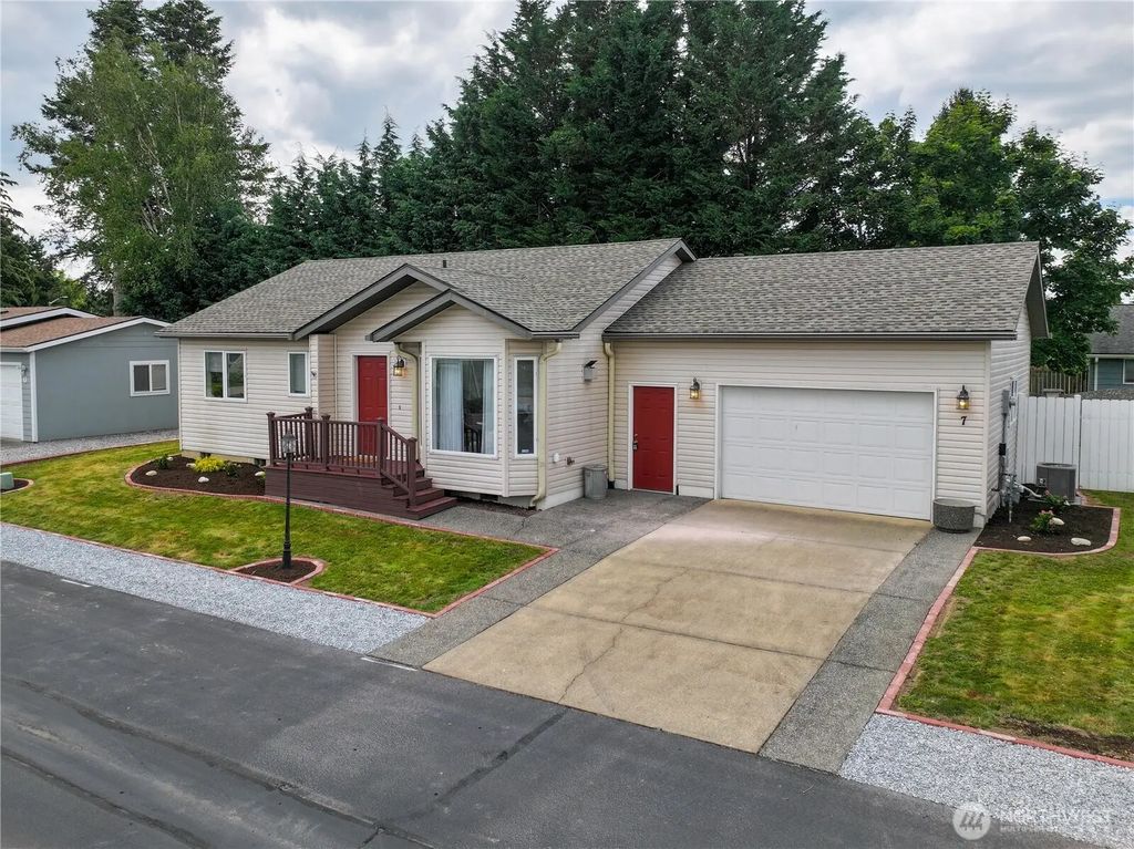 107 South Pass Road 7, Nooksack