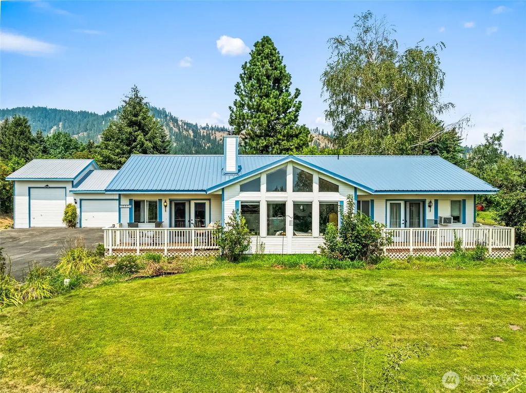 12320 Bergstrasse Road, Leavenworth