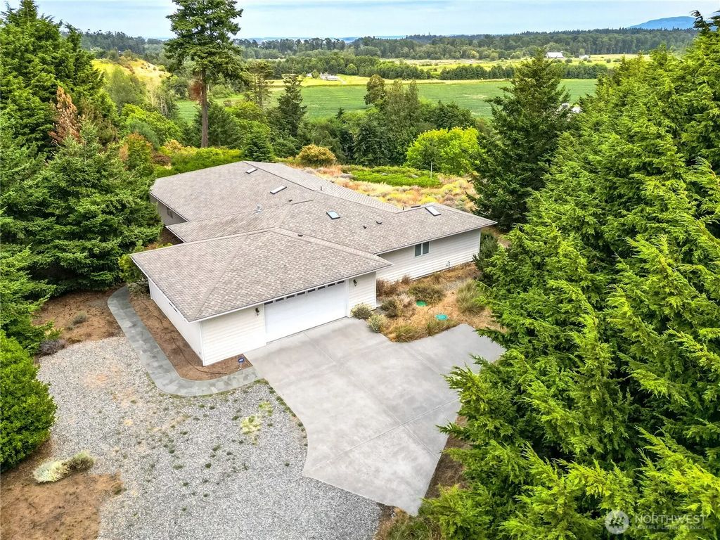 150 Sundial Loop, Sequim