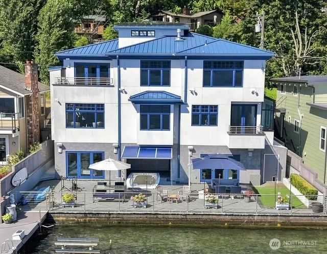 11762 Riviera Place Ne, Seattle