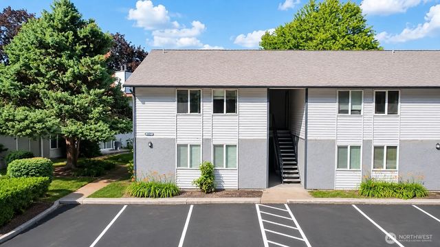 1852 Central Place S E46, Kent