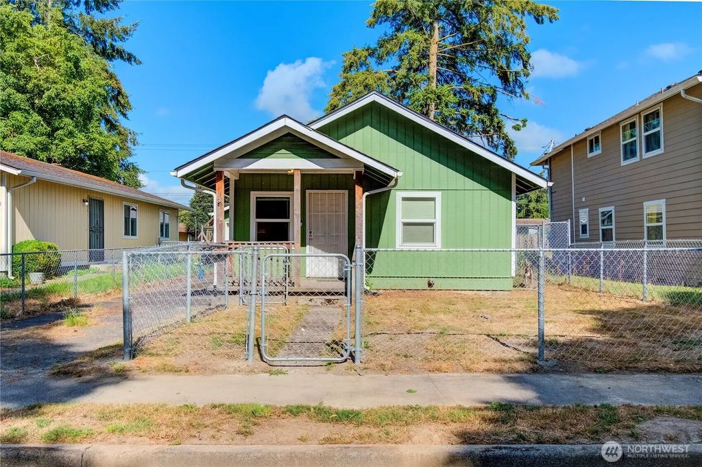263 17th Avenue, Longview