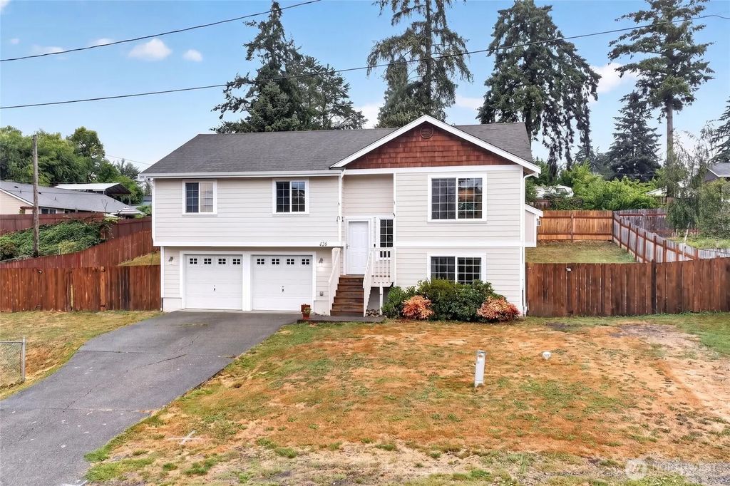 426 Comet Street, Milton