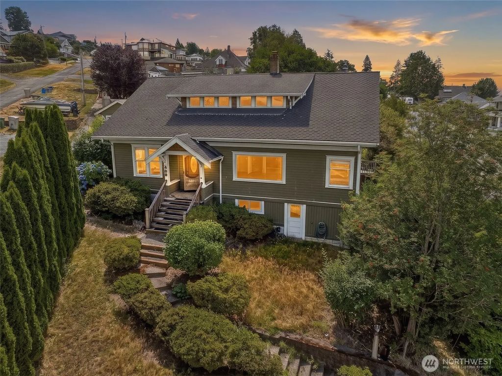 400 Cedar Avenue S, Renton