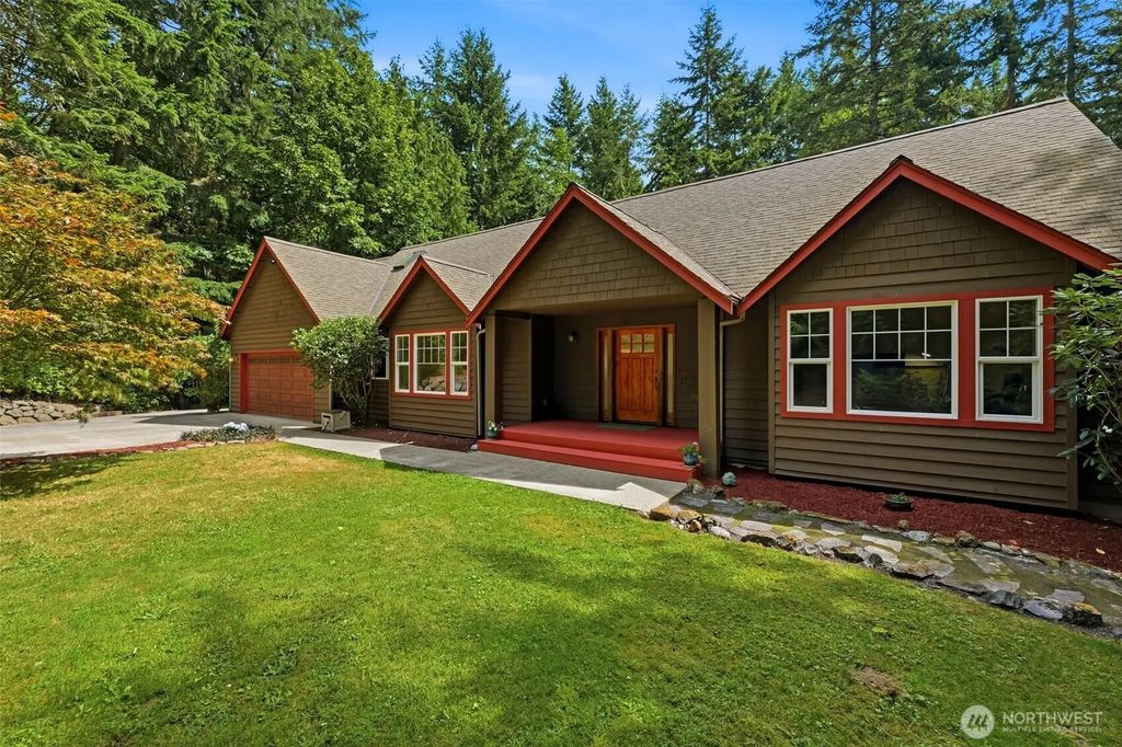 8345 Ne 360th Street, Hansville