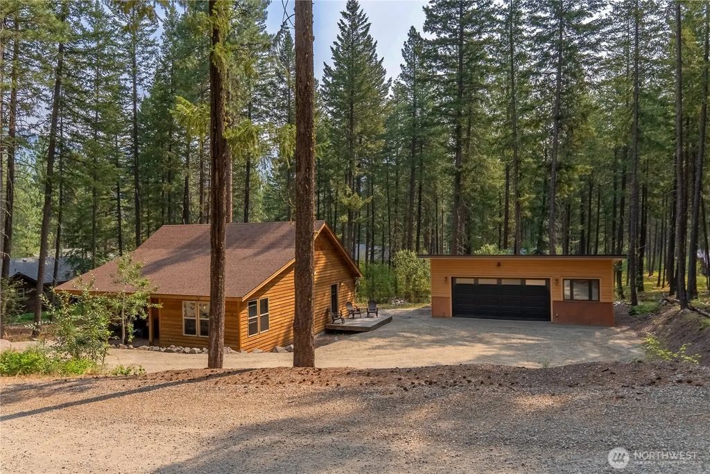 21 Liberty Lane, Mazama