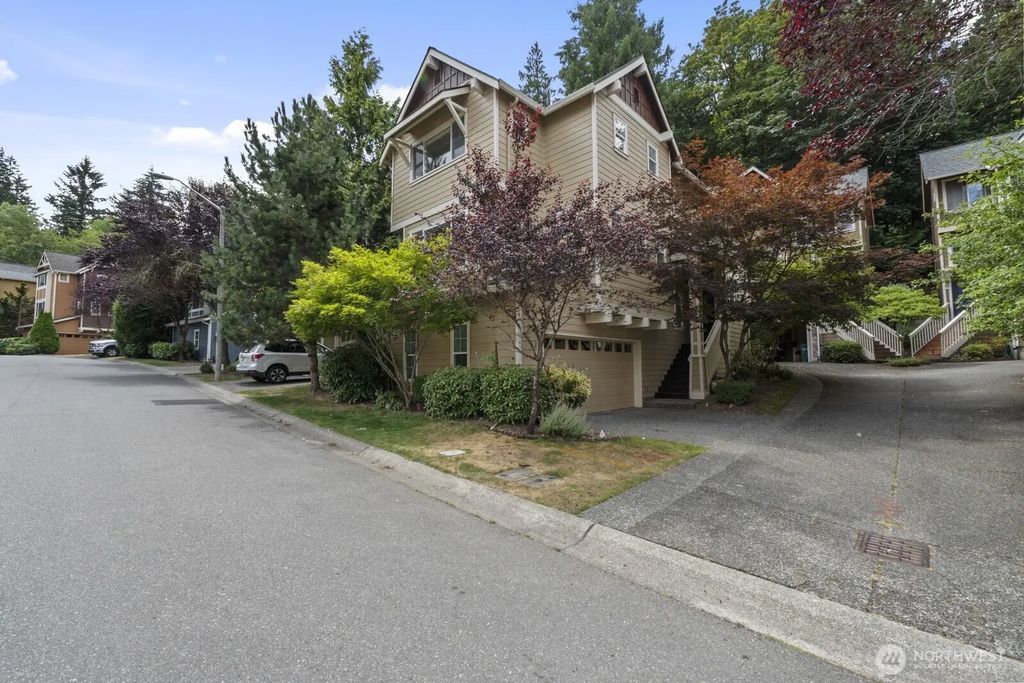 71 Sunset Court Nw, Issaquah