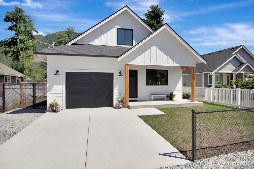 716 Givens Lot 34&35 Avenue, Darrington