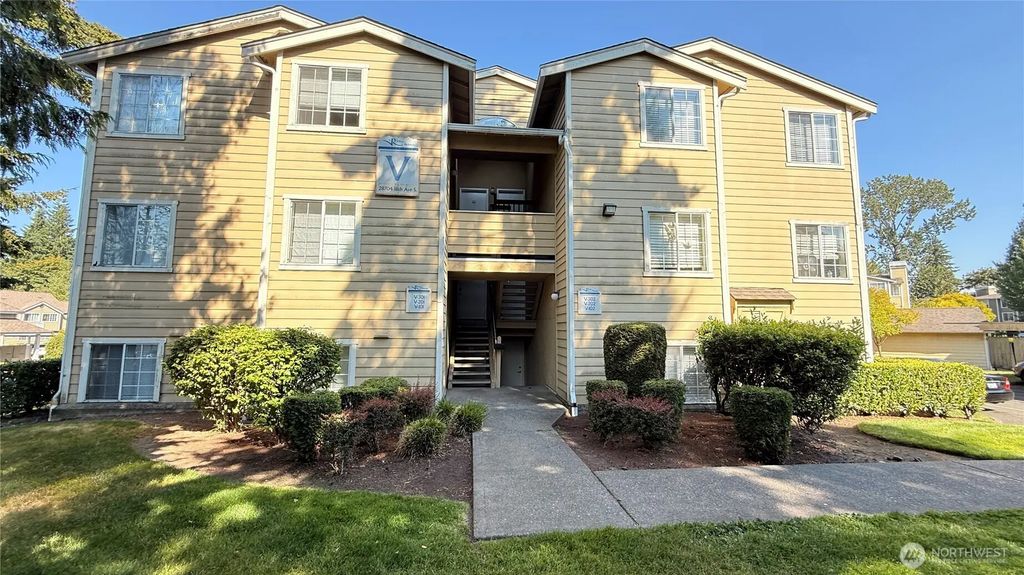 28704 18th Avenue S V102, Federal Way
