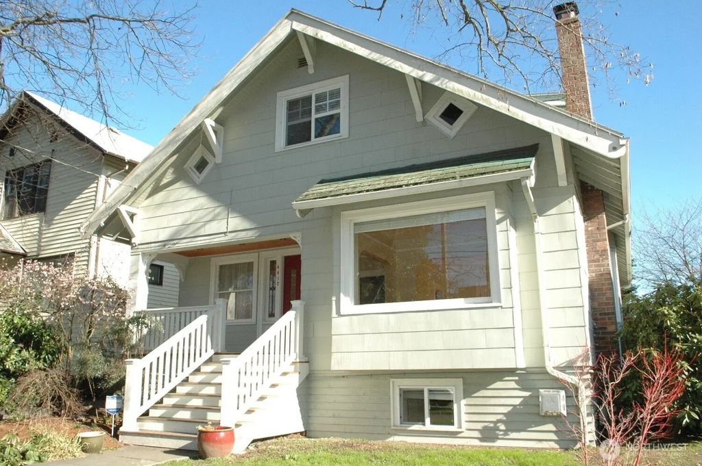 4412 2nd Avenue Ne, Seattle