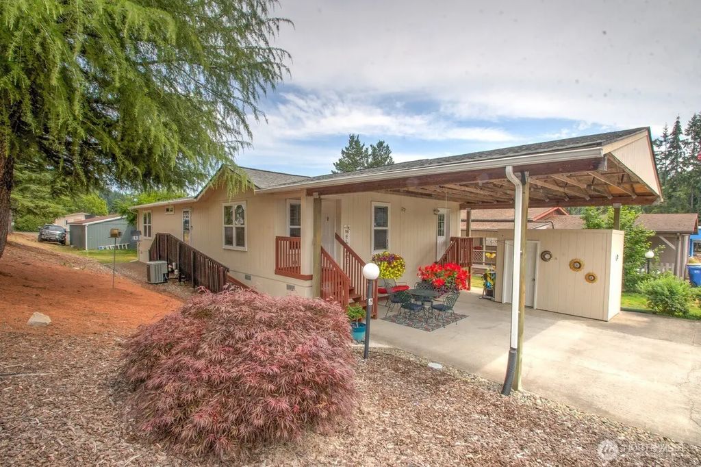 1205 Marion Street 22, Centralia
