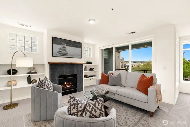 225 4th Avenue A309, Kirkland
