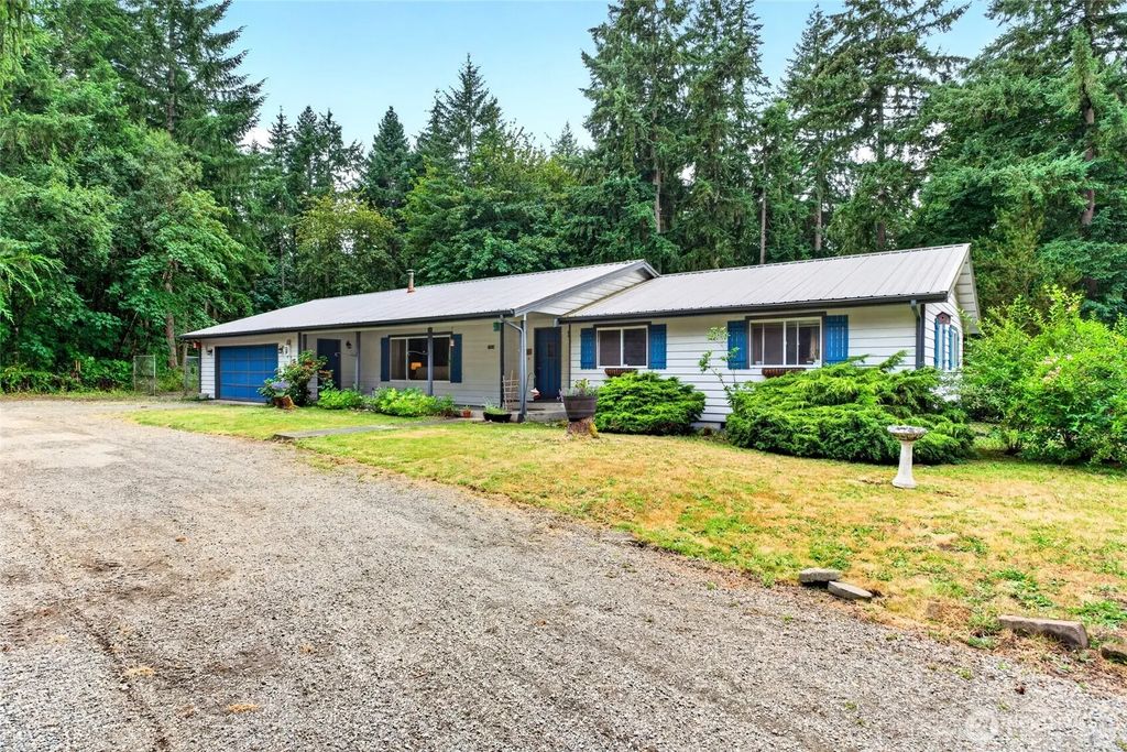 37914 34th Avenue S, Roy