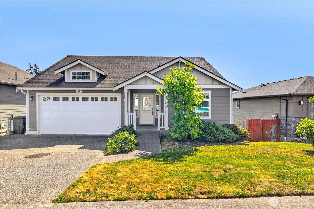 1477 W Gateway Heights Loop, Sedro Woolley