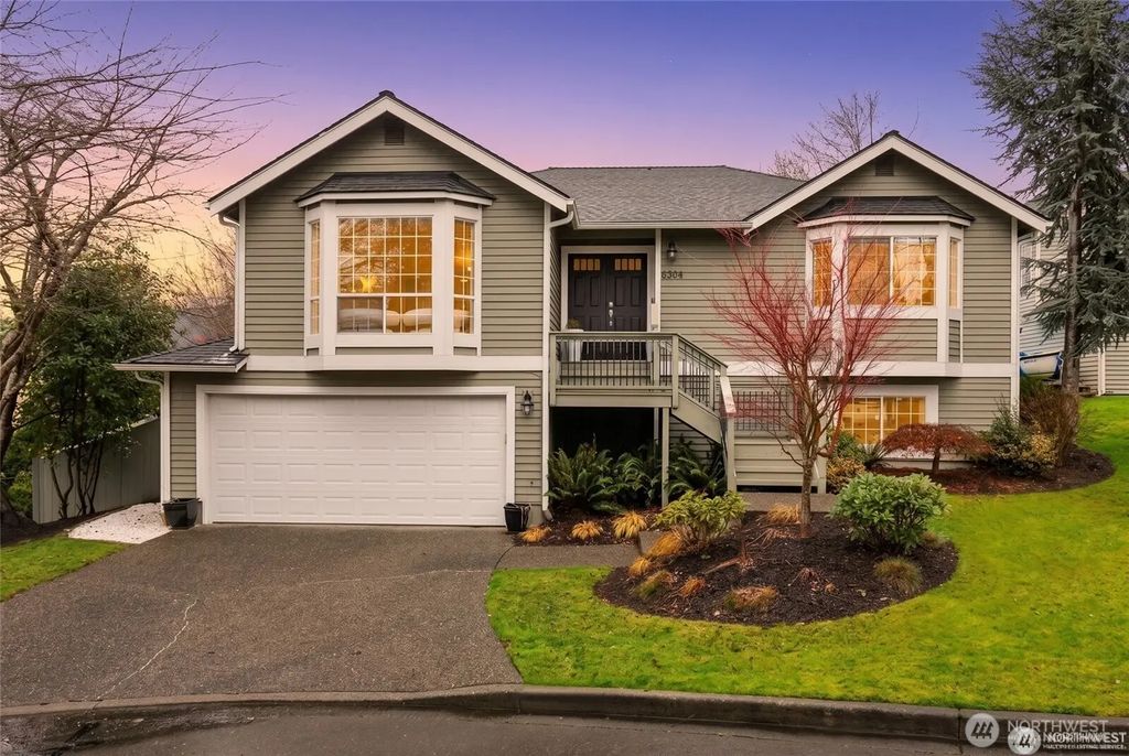 6304 110th Avenue Ne, Kirkland