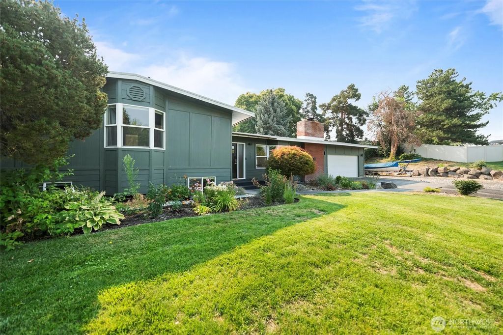 1147 Ashley Way, Moses Lake