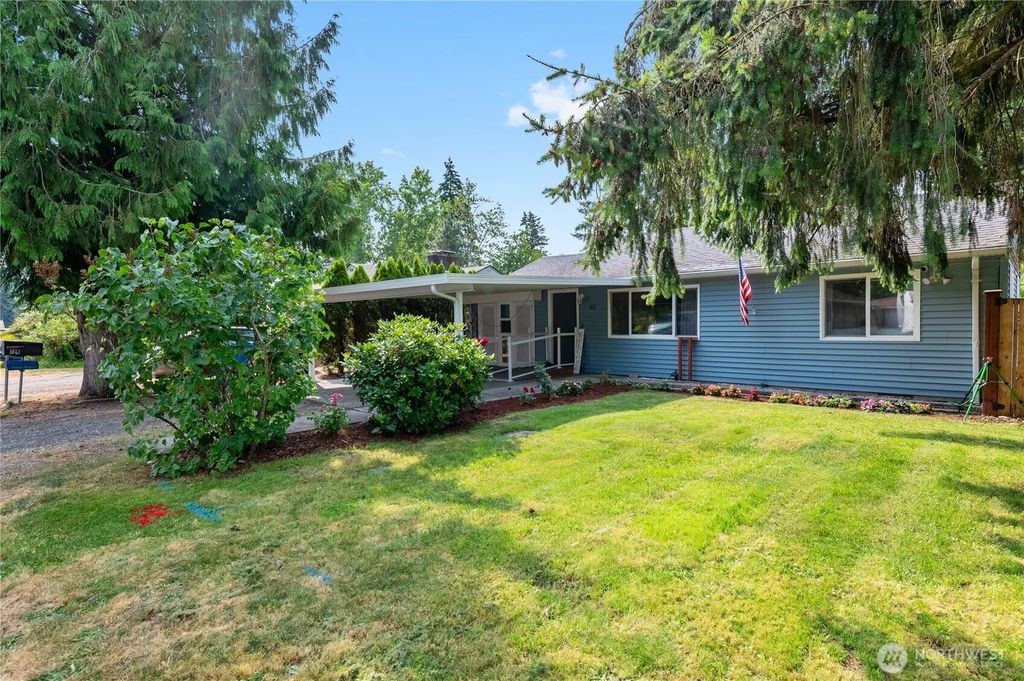 124 Tule Lake Road E, Tacoma