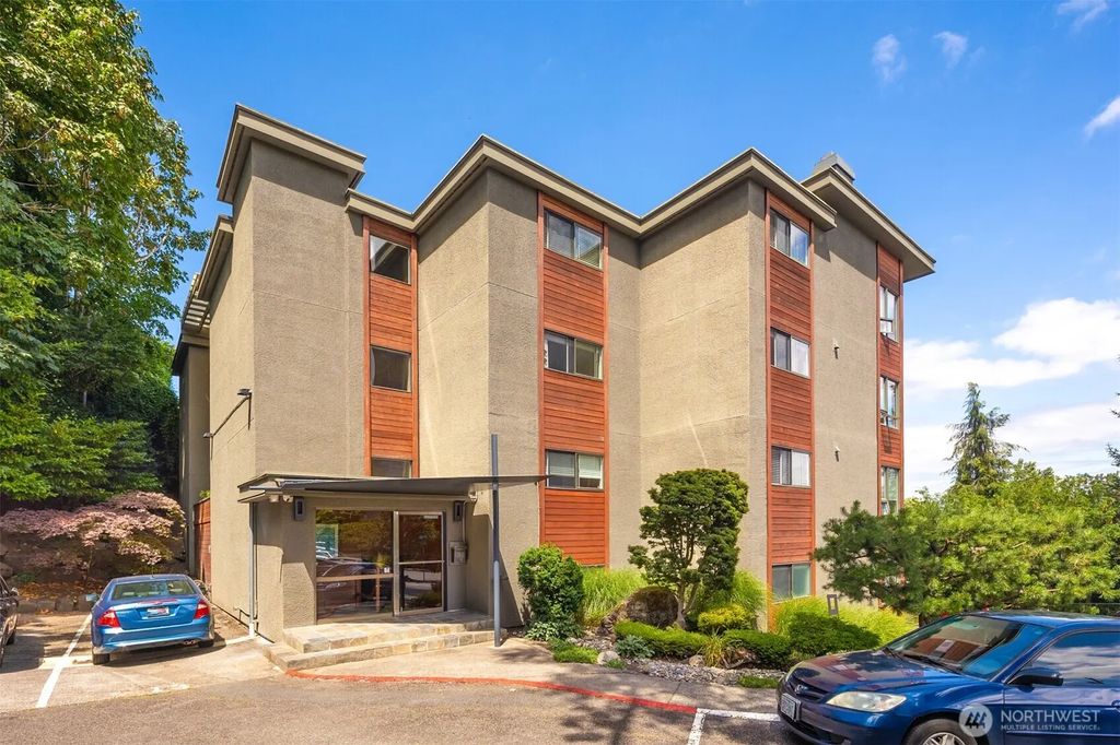 1717 5th Avenue N 101, Seattle